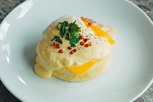Eggs Benedict