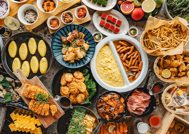 An example of a breakfast buffet