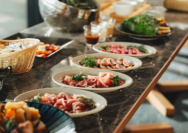 An example of a breakfast buffet