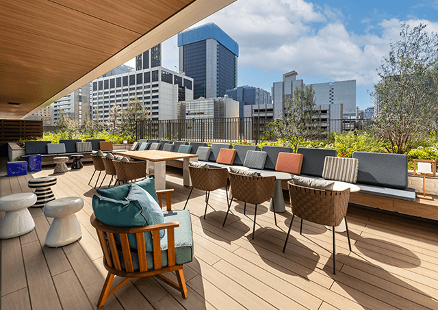 Terrace Lounge / Lunch