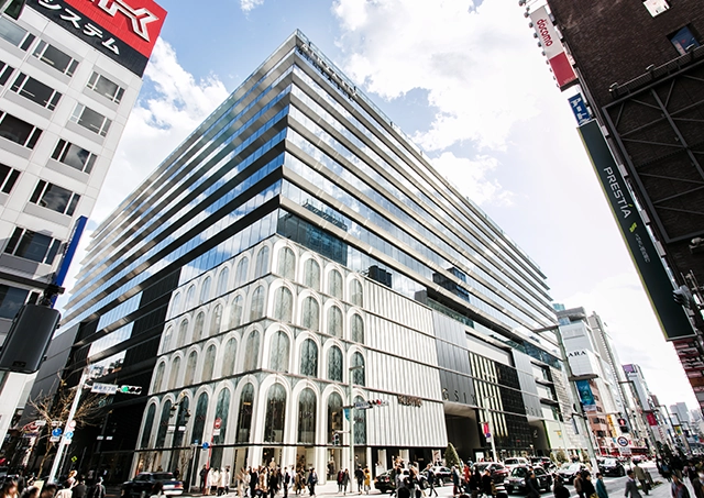 GINZA SIX / 7 minutes walk