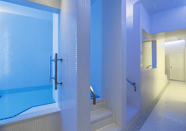 Corridor Bath / Cold Bath