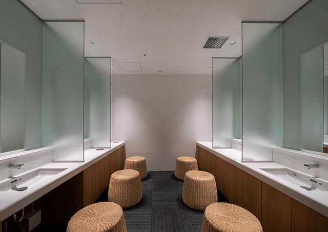 Corridor Bath / Dressing Room