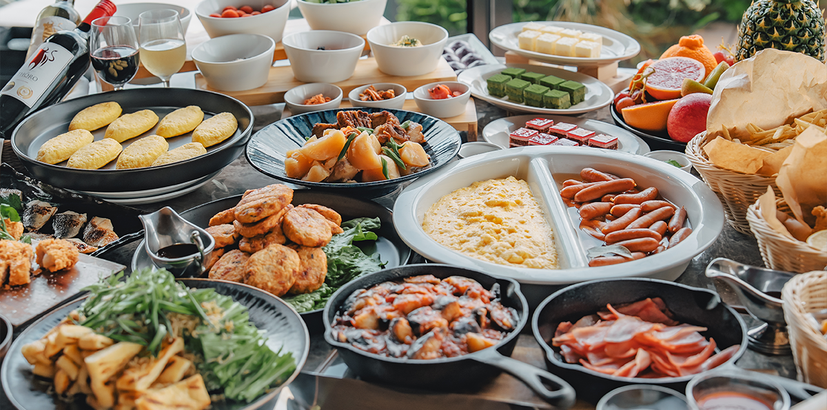 A refreshing hotel breakfast