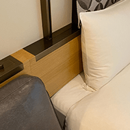 Bedside outlet/ Universal Twin