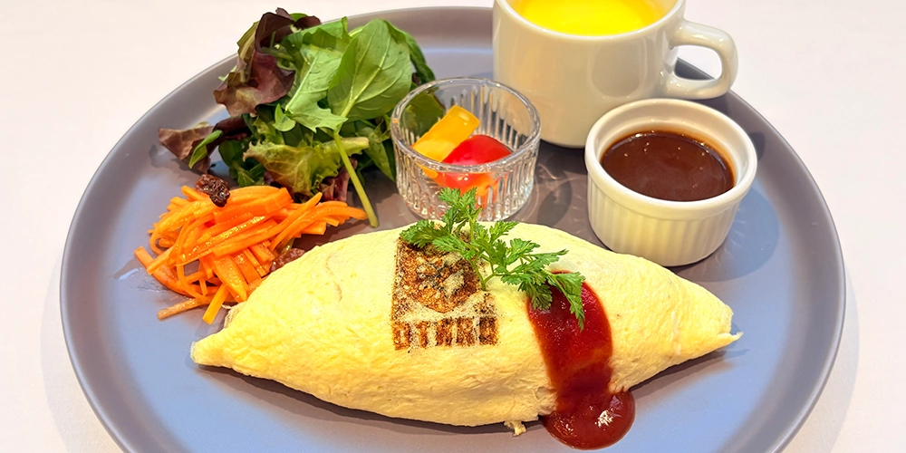 Omelet rice made with Shimokawa 60 enzyme eggs from Hokkaido