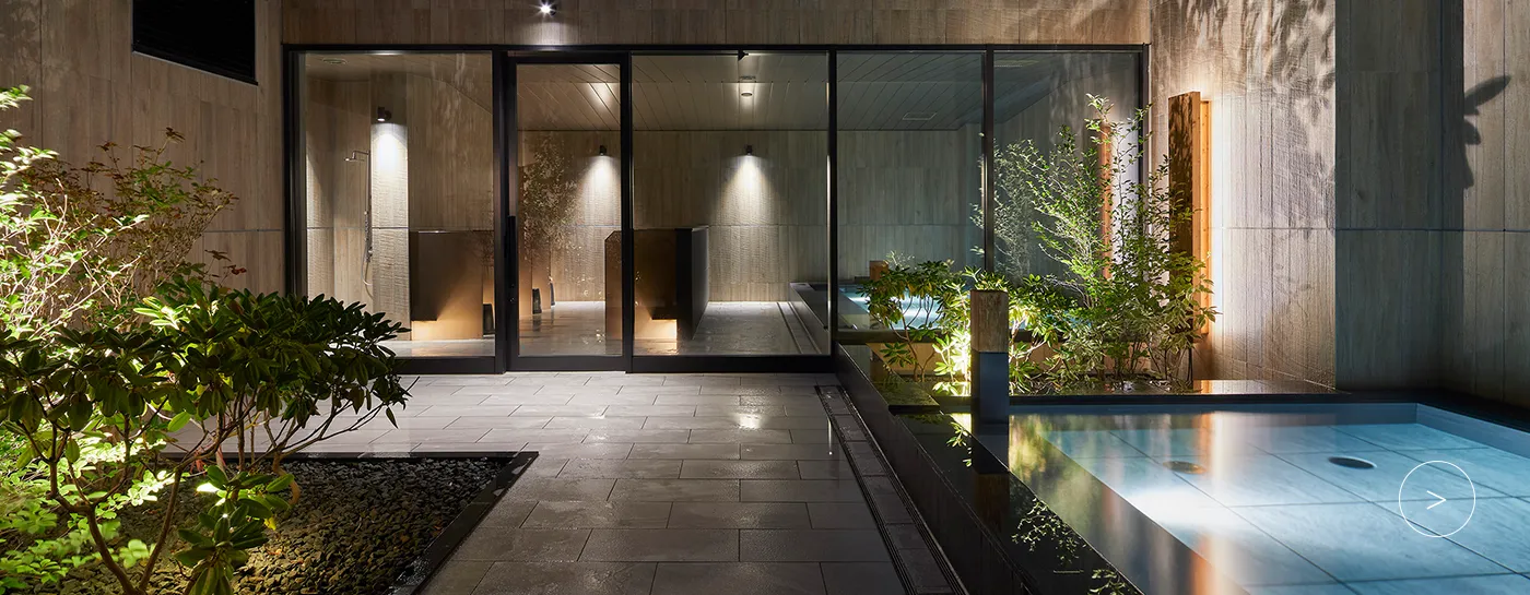 Sky open-air bath on the hotel's top floor.