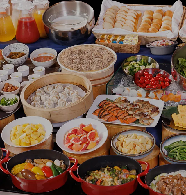 Breakfast buffet with approx. 60 varieties.