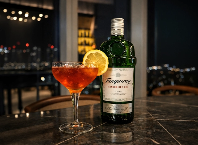 We hold a special event once a month where you can enjoy about 60 kinds of cocktails at a special price.