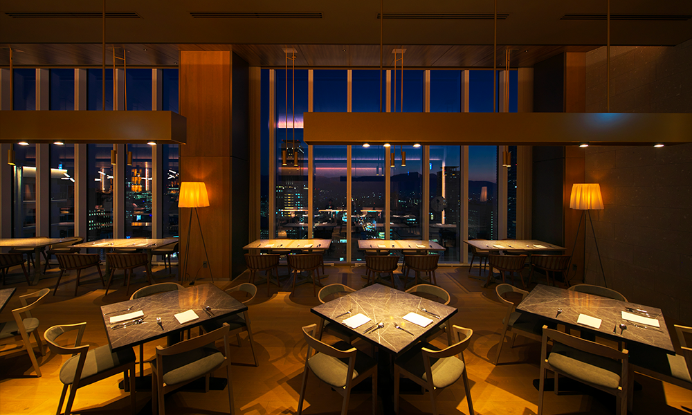 26F MoonLight Hokkaido Bistro & Bar interior