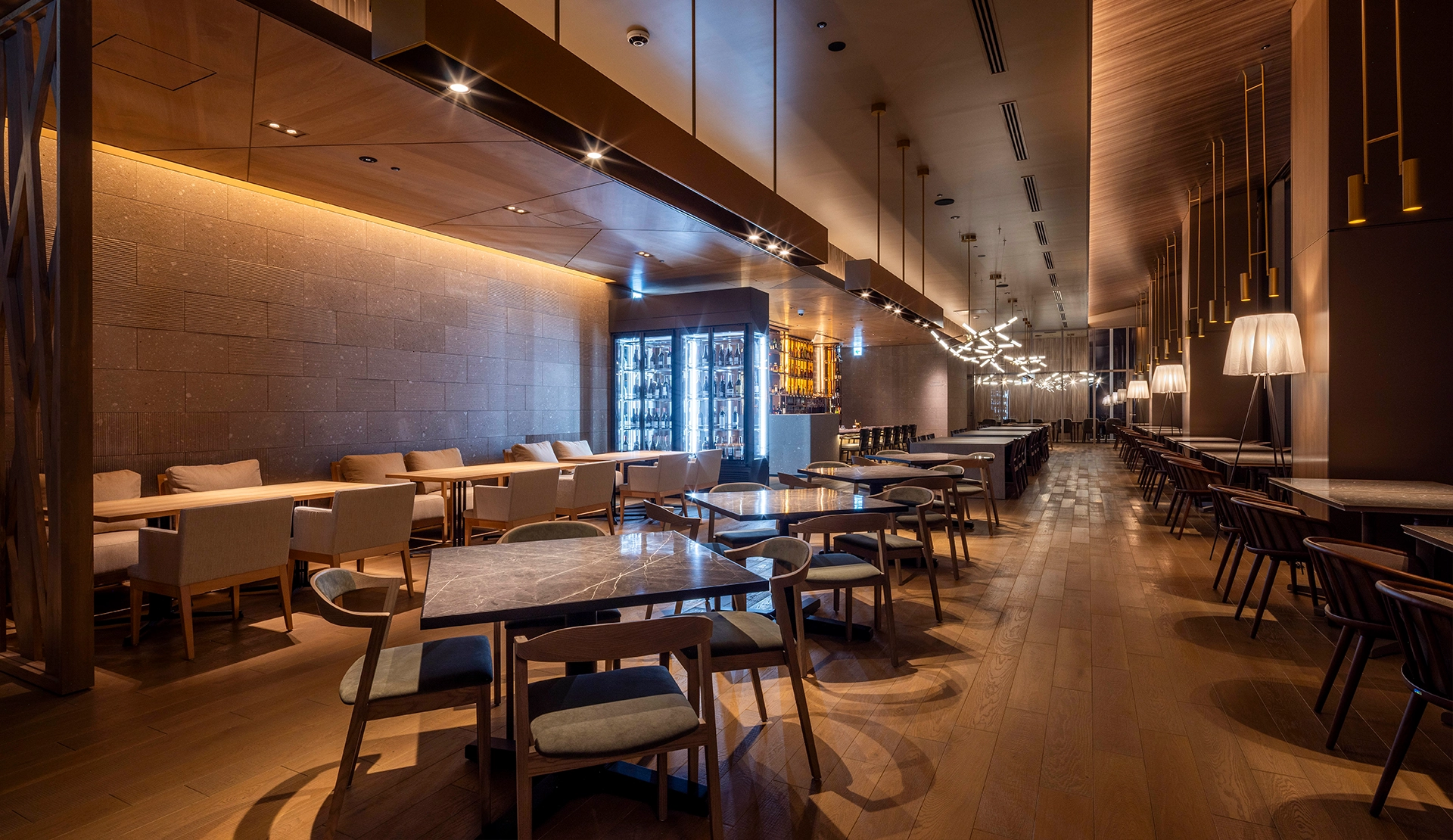 ムーンライト 北海道バル&バー