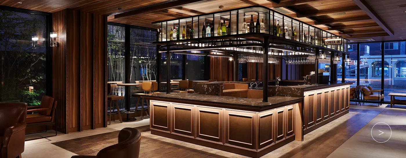 An open, chic and modern restaurant and bar