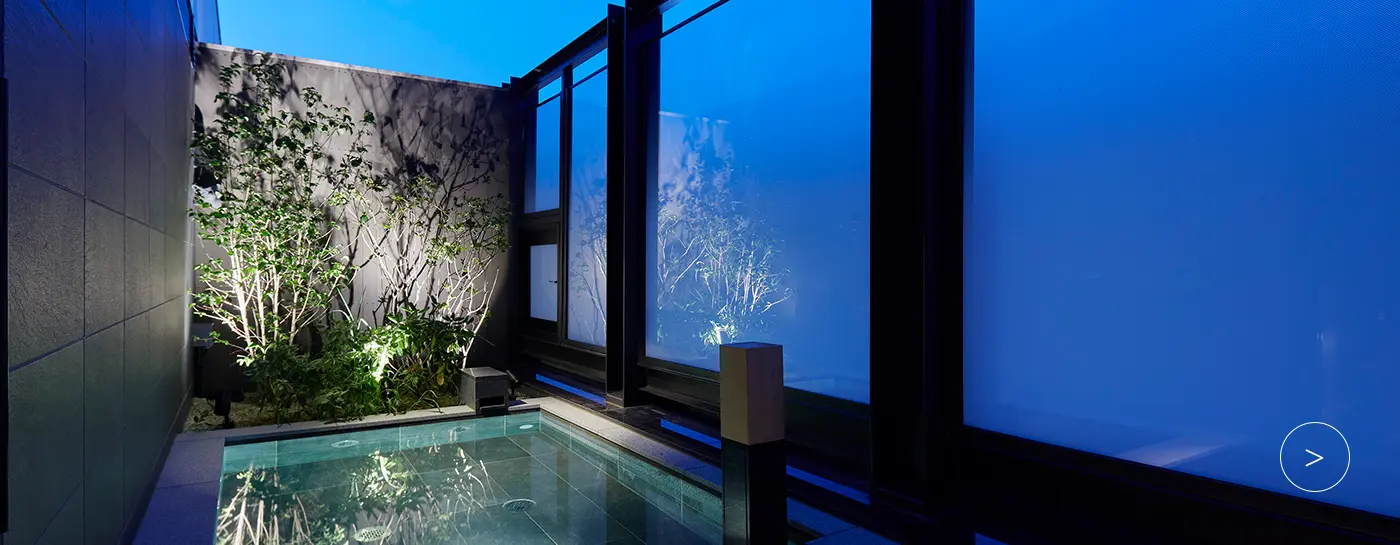 Sky open-air bath on the hotel's top floor.